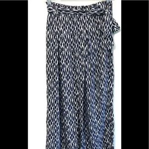 Wide leg pants